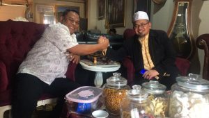 Agung Sudiyono, saat bertemu Rahmat Muhajirin di kediamannya.