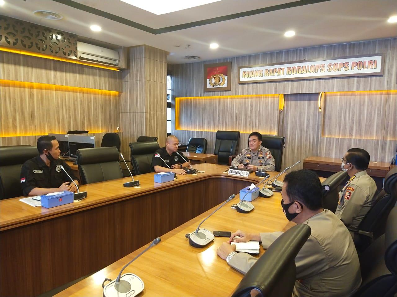 Sahabat Polisi saat menggelar audiensi dengan Divhumas Polri, Senin (4/5)