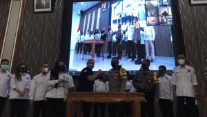 Pengukuhan DPC Sahabat Polisi Indonesia Surabaya oleh Ketum Fonda Tangguh, Jumat (20/11)