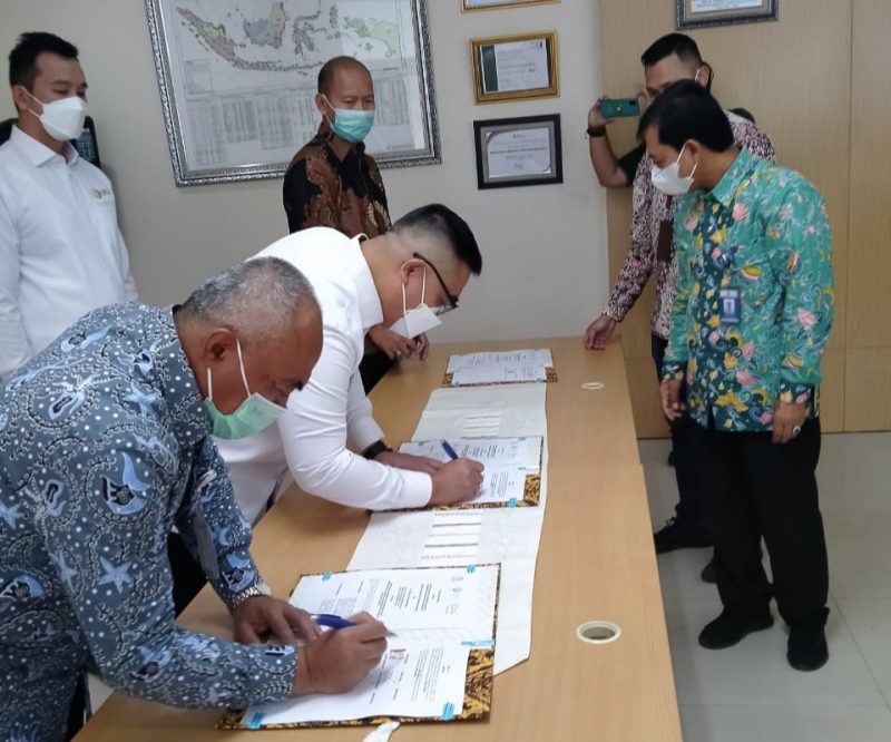Penandatanganan Gabungan Pengusaha Lobster Indonesia (GPLI) bersama Ditjen Budidaya KKP dan PT. Asuransi Jasa Indonesia (JASINDO). (Foto: Deliknews.com)