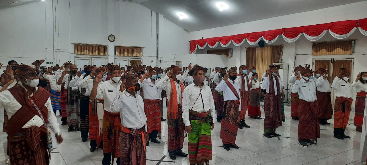 63 PJ Kepala Desa Dilantik, Bupati Malaka Ingatkan Hati-hati Gunakan Anggaran Desa
