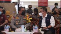 Wakapolda Jatim Cek Pelaksanaan Vaksinasi Dosis Tiga di Royal Plaza Surabaya