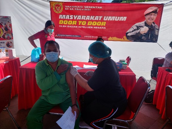 Angka Covid Merangkak Naik, Binda Bali Gencarkan Vaksinasi Serentak
