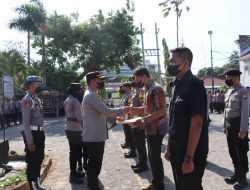 Bantu Ungkap Pelaku Bondet di RSUD Tongas, Tiga Petugas Keamanan Diganjar Penghargaan Polres Probolinggo Kota