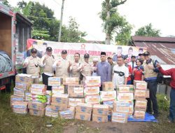 DPC Gerindra Surabaya Salurkan Langsung Bantuan Gempa Cianjur