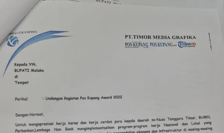 Kartu Malaka Cerdas Hantar Bupati Simon Terima Penghargaan Pos Kupang Award 2022