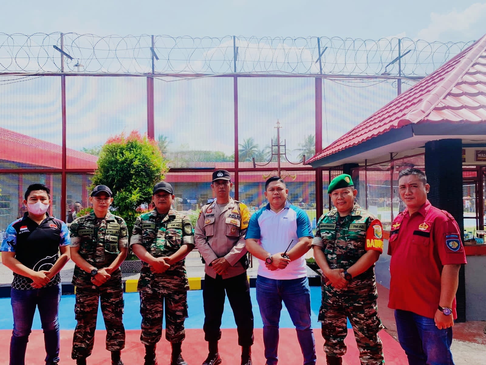 Koramil 430-04 dan Polsek Talang Kelapa Lakukan Sambang di Lapas Narkotika Kelas IIB Banyuasin
