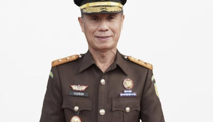 Kepala Kejaksaan Tinggi Sumatera Barat (Kejati Sumbar), Yusron