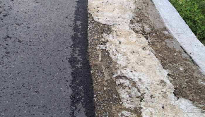 Dokumentasi salah satu proyek jalan Dinas BMCKTR Sumbar tahun anggaran 2022, Senin 8 Mei 2023.