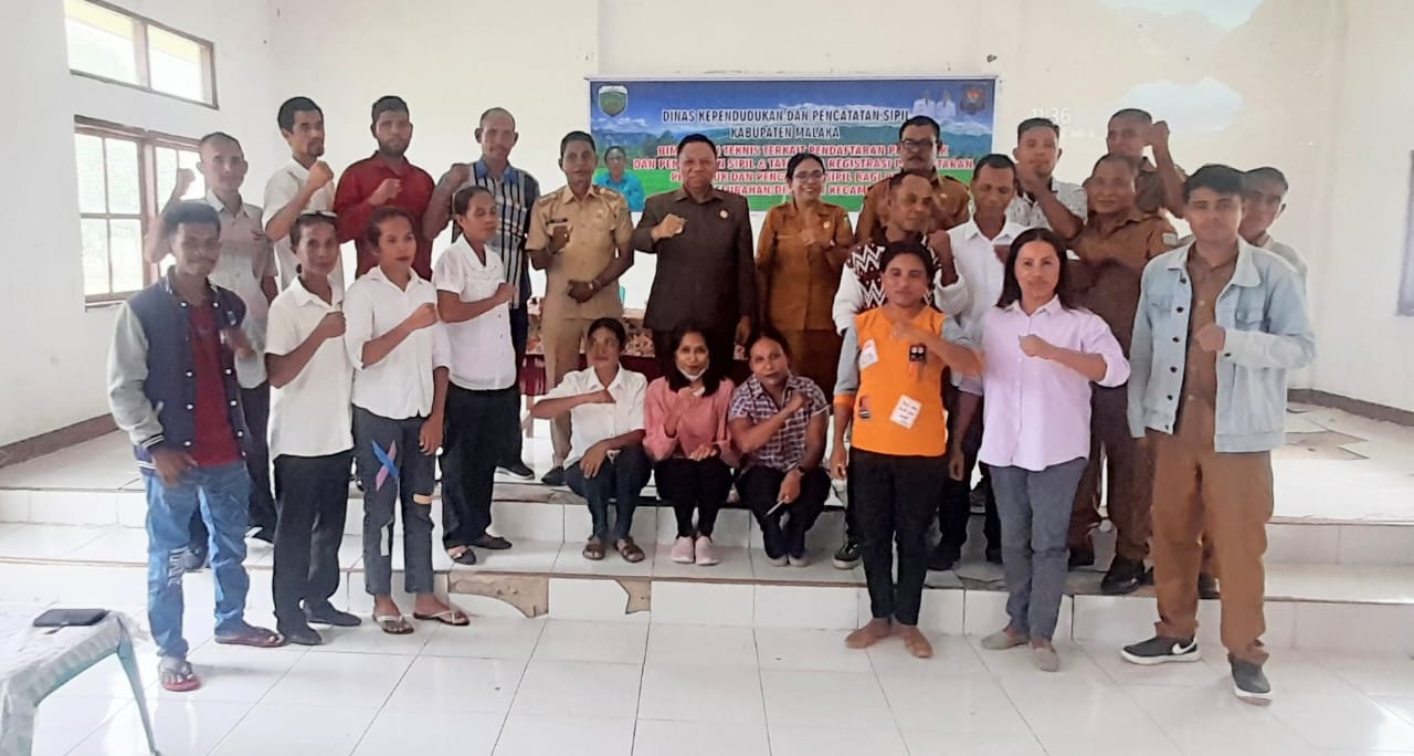 Bupati Malaka Minta Agar Masyarakat Tertib Admnistrasi Kependudukan