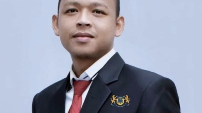 Ketua DPW Komunitas Pemberantas Korupsi Sumatera Barat, Darlinsah, S.H., LL.M