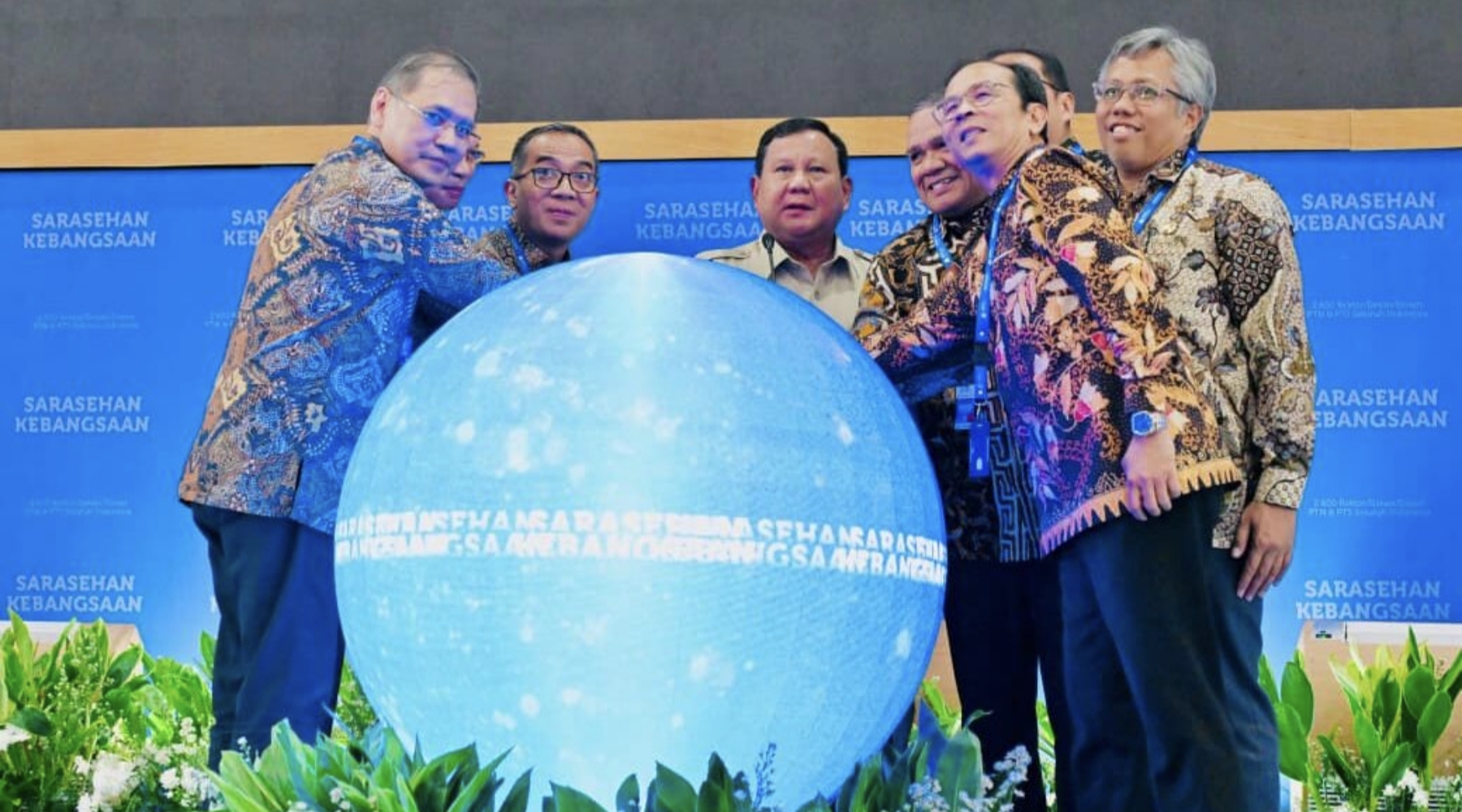 Prabowo Tantang Akademisi Cari Solusi, Singgung Gandum hingga Mobil Nasional