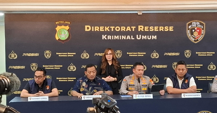 Polda Metro Jelaskan Alasan Roy Suryo dan dr Tifa Diamankan, Ternyata untuk Tahap Pelimpahan ke Jaksa