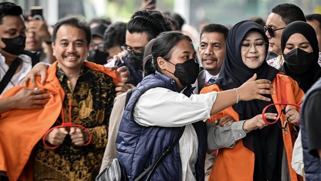 Kuasa Hukum Tegaskan Jokowi Tak Berkepentingan Soal Penahanan Roy Suryo dan Dokter Tifa