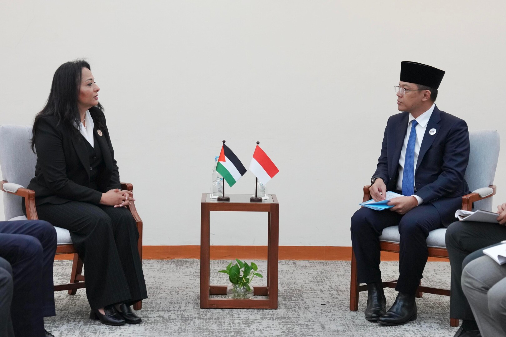 Menlu Sugiono Bertemu Menteri Palestina di Manila, Tegaskan Dukungan Penuh Tanpa Henti