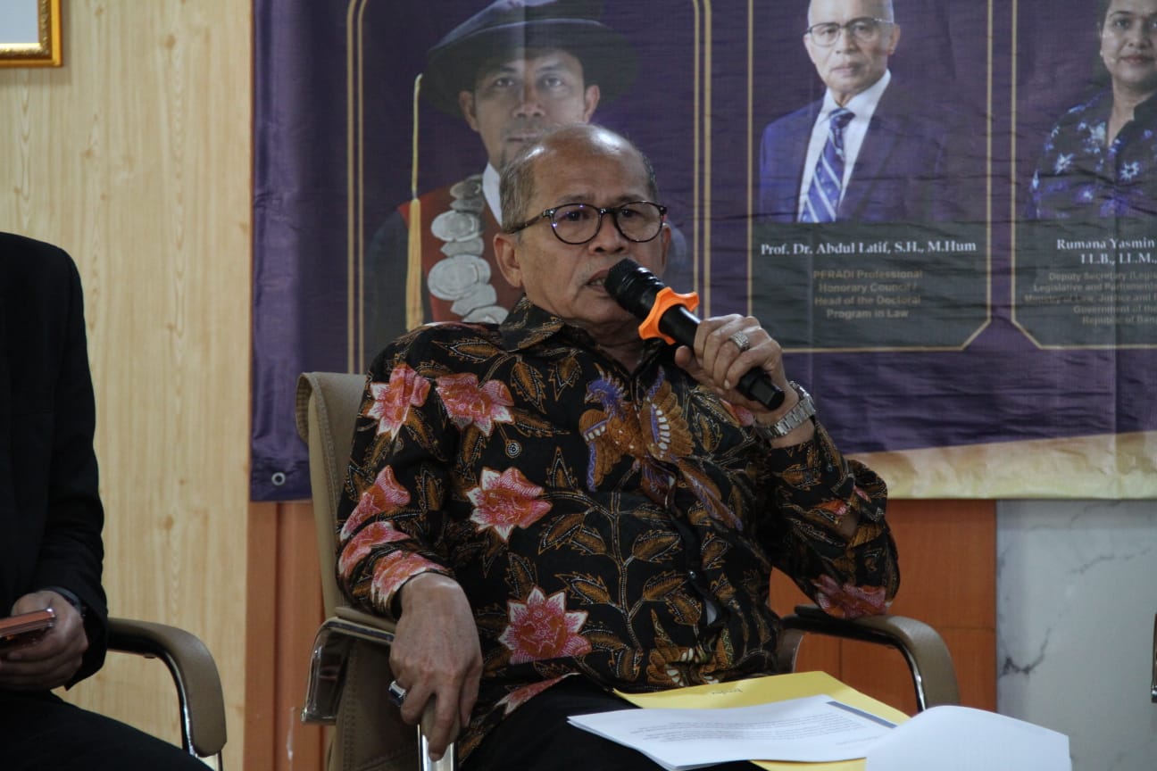 Simposium Internasional Jayabaya: Abdul Latif Dorong Lahirnya Dewan Keadvokatan Nasional