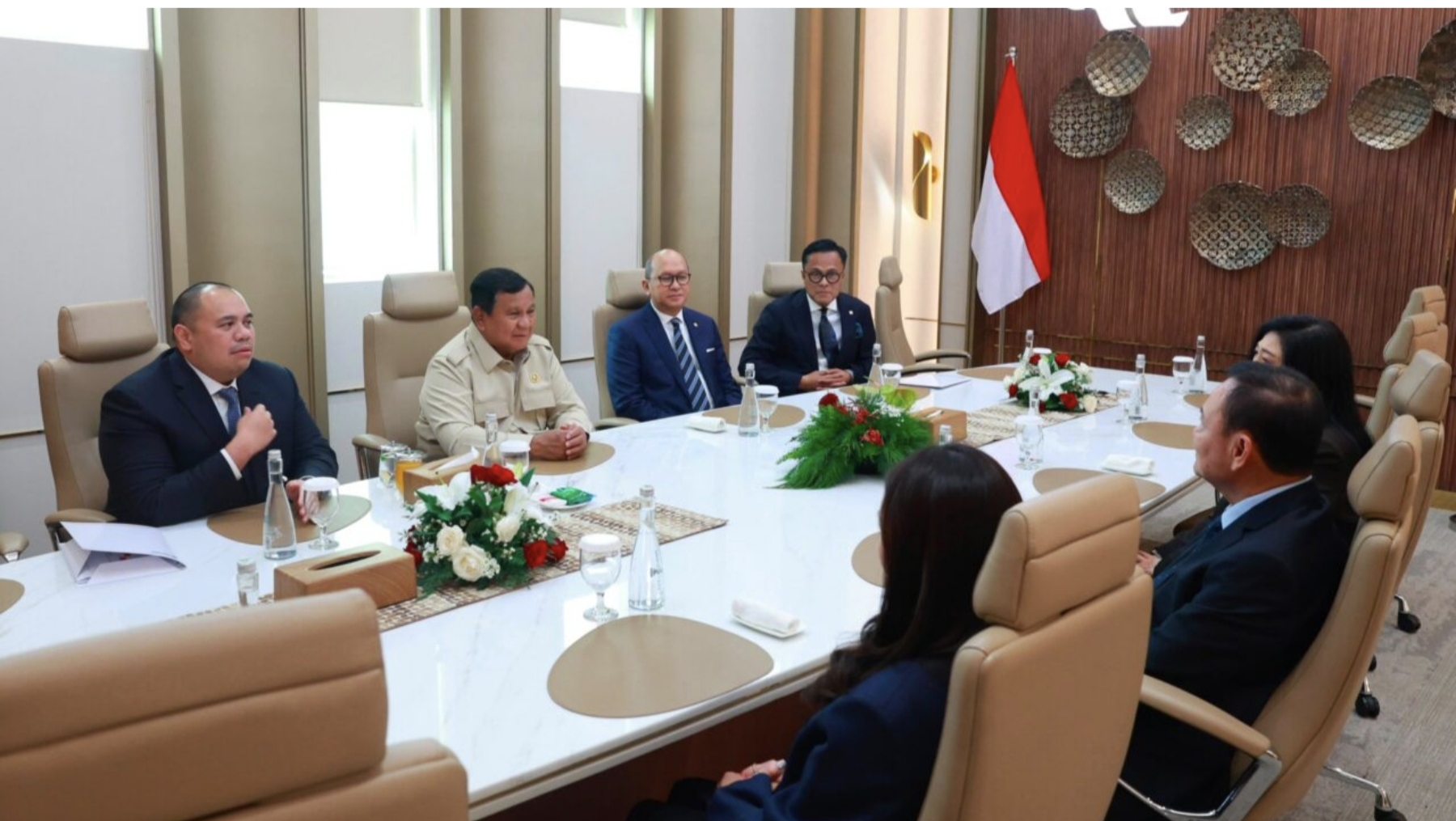 Prabowo Temui Tiga Mantan PM Thailand, Bahas Investasi hingga Ekonomi