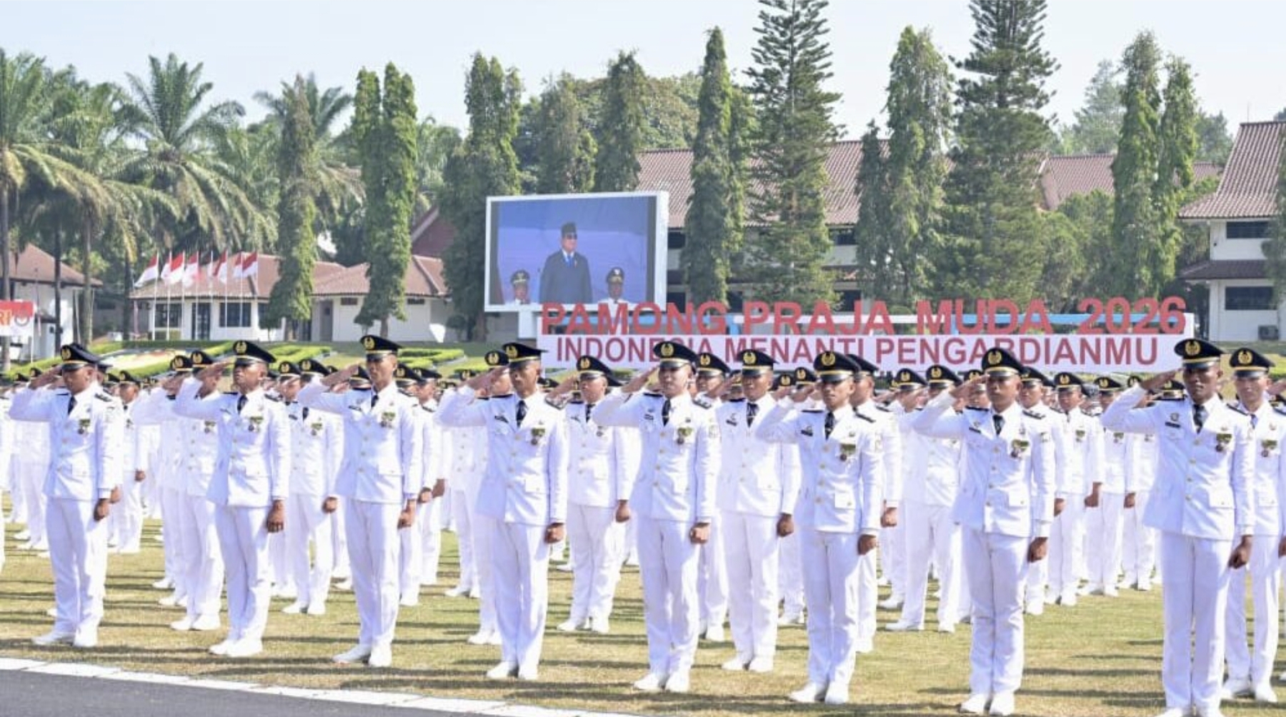 Bikin Prabowo Bangga! Anak Buruh Hingga Petani Tembus 10 Lulusan Terbaik IPDN 2026