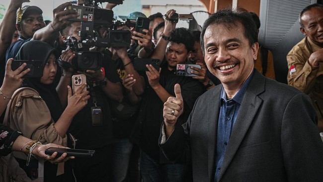 Babak Baru Kasus Roy Suryo: Sidang Gugatan Status Tersangka Digelar di PN Jaksel Hari Ini!