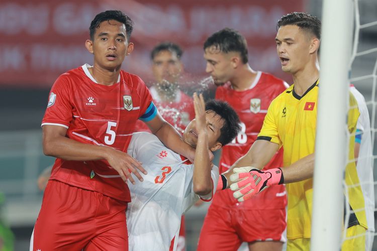 Kutukan 24 Tahun Pecah di Pakansari! Vietnam Bungkam Timnas Indonesia 3-0