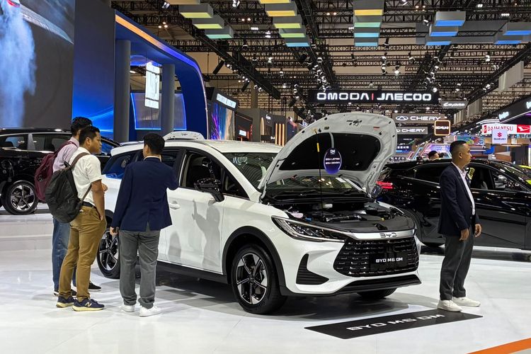 Toyota Masih Kokoh di Puncak, BYD Diam-diam Pepet Posisi Atas Pasar Otomotif RI