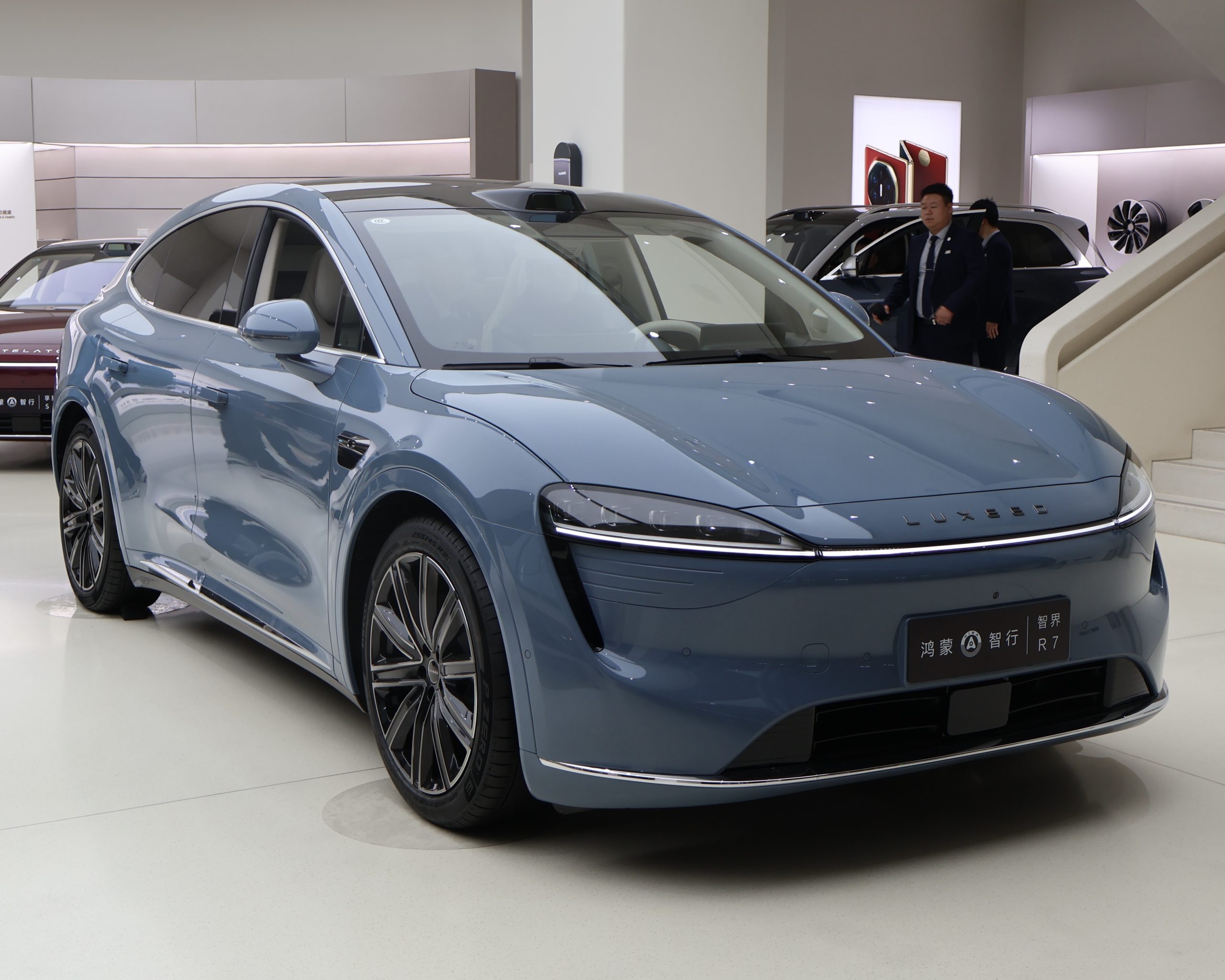 ​Luxeed R7 Resmi Meluncur Lebih Murah, SUV Listrik Huawei-Chery Siap Mengaspal di Indonesia?
