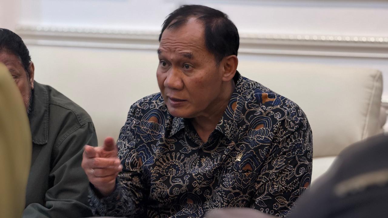 Sidak Pasar Wonokromo, Bambang Haryo Soroti Harga Komoditas Hingga Fasilitas Keselamatan yang Rusak