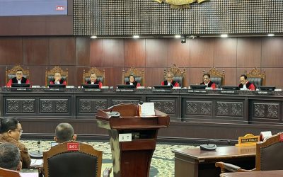 Gugatan Syarat Pendidikan Gibran Ditolak MK, Ini Alasan Lengkap Hakim!