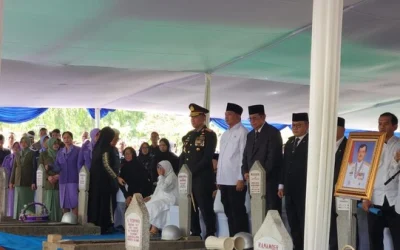SBY hingga Menhan Sjafrie Beri Penghormatan Terakhir, Mantan Panglima TNI Widodo AS Dimakamkan di TMP Kalibata